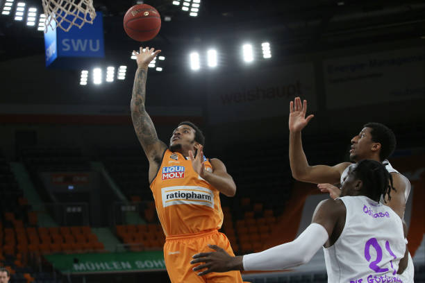 式碰撞出的 式碰撞出的