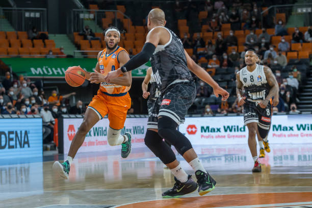 辑颇为相似 辑颇为相似